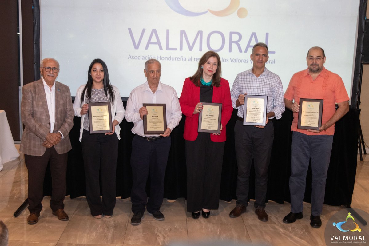 #CoberturaSocial FOTOS: Valmoral renueva el convenio “Alianzas de Éxito 2023”, con empresas afiliadas con el fin de fomentar los valores, la ética y la moral     #Sociales #Valmoral #SPS #AlianzasDeExito2023 #EmpresasAfiliadas #Valores #Etica #Honduras 
enter504.com/valmoral-renue…