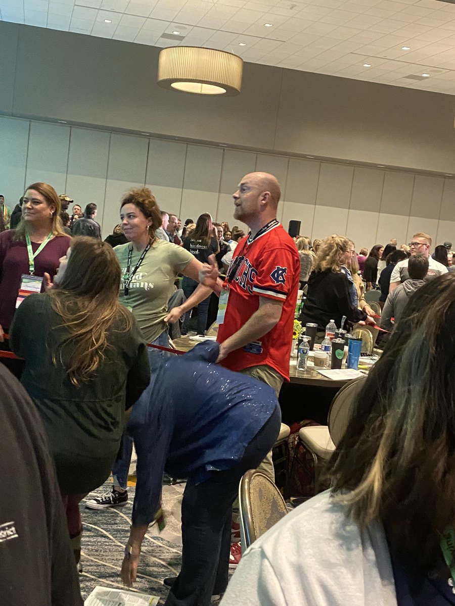 Lorann Irey tweet media