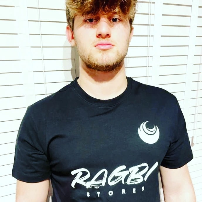 ragbistores's tweet photo. Getting ready for the launch of @ragbistores next Month. An exciting time to be in the #rugbyfamily 🏉 //
Önümüzdeki Ay @ragbistores lansmanına hazırlanıyoruz. #rugbyfamily'de olmak için heyecan verici bir zaman. https://t.co/DCLOW8J5PR