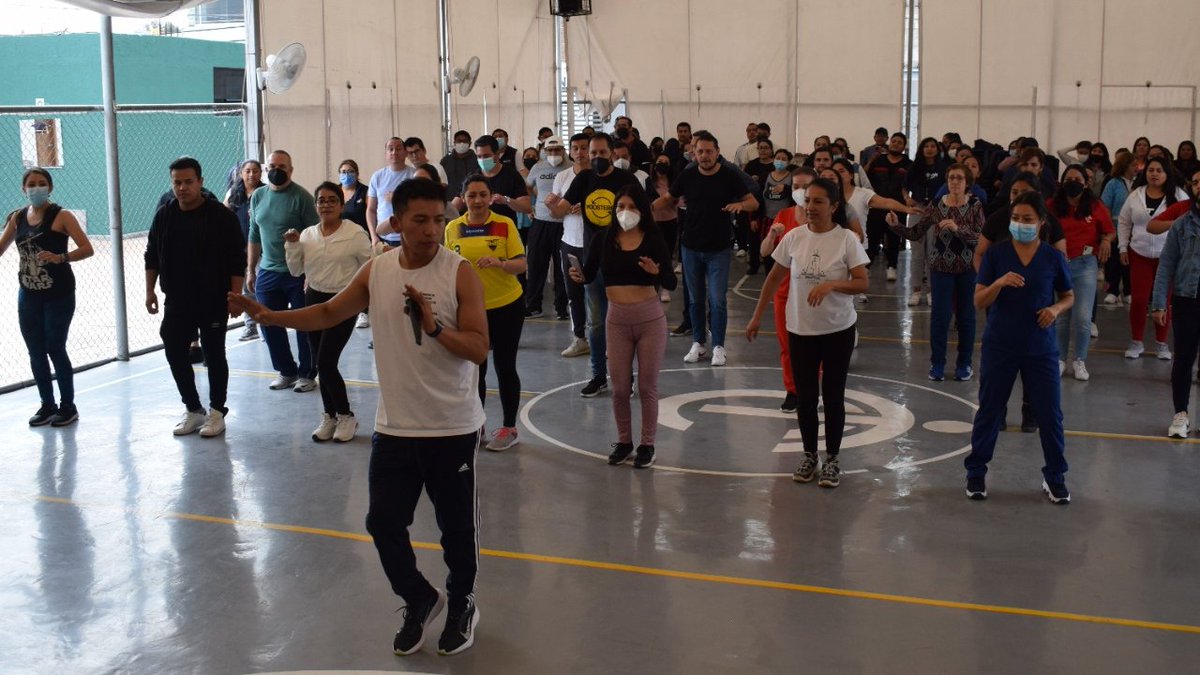 cordilleratec's tweet photo. Además, tuvimos la visita de @Parmalat quienes entregaron a nuestro personal un delicioso yogurt. ¡Gracias chicos! #beneficios #colaboradores #saludfísica #deporte #institutos #bienestar #quito #parmalat #zymil #actividadfísica #salud #saludybienestar #EFR https://t.co/9CgVk1rvj5