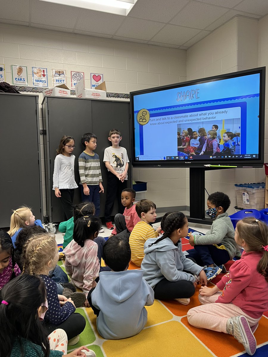 mrslsmithGPES's tweet photo. Wonderful job 3rd grade! You created and facilitated an engaging morning meeting for our kindergartners! #LCPSSEL #goGPGators @GoshenPostES https://t.co/iczWoXSHIK