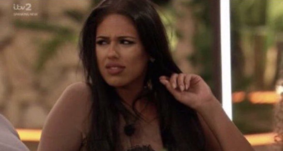 Wait why is there all this drama again? Its all just spinning and spinning #LoveIsland