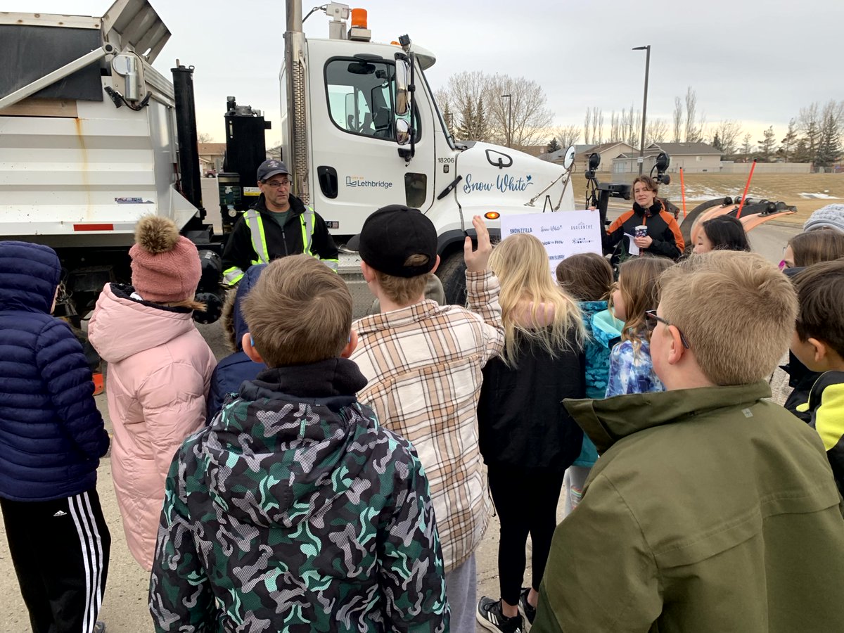 FLVT School tweet media