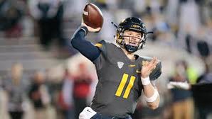River Warren (@riverwarren3) on Twitter photo After a great conversation with <a href="/ToledoQBs/">Robert Weiner</a>, I am blessed to receive a d1 offer from the university of Toledo !!! <a href="/CoachDanny10/">Danny Hernandez</a> After a great conversation with <a href="/ToledoQBs/">Robert Weiner</a>, I am blessed to receive a d1 offer from the university of Toledo !!! <a href="/CoachDanny10/">Danny Hernandez</a>
