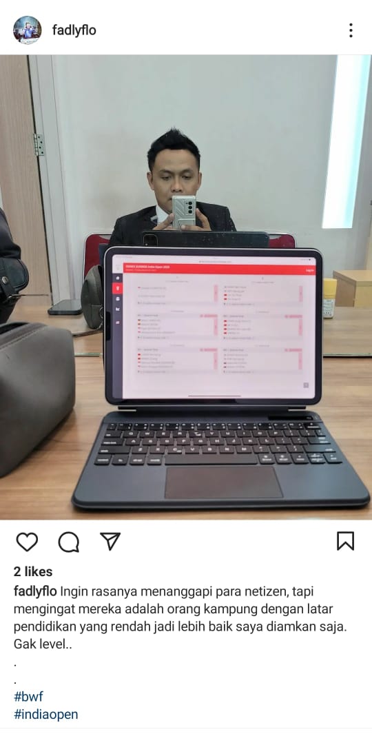 ainurohman's tweet photo. Krn penasaran, akhirnya nonton ulang.

Komentar2nya dlm memandu pertandingan menyedihkan. Berlebihan, tak berbasis realitas. Gila glorifikasinya.

Tp yg lebih menyedihkan adl responsnya menanggapi BL yg kecewa.

Pongah. Pdhl nyebut nama Wang/Liang aja masih sering kebolak-balik🤦‍♂️ https://t.co/5KTq2i1Cn7