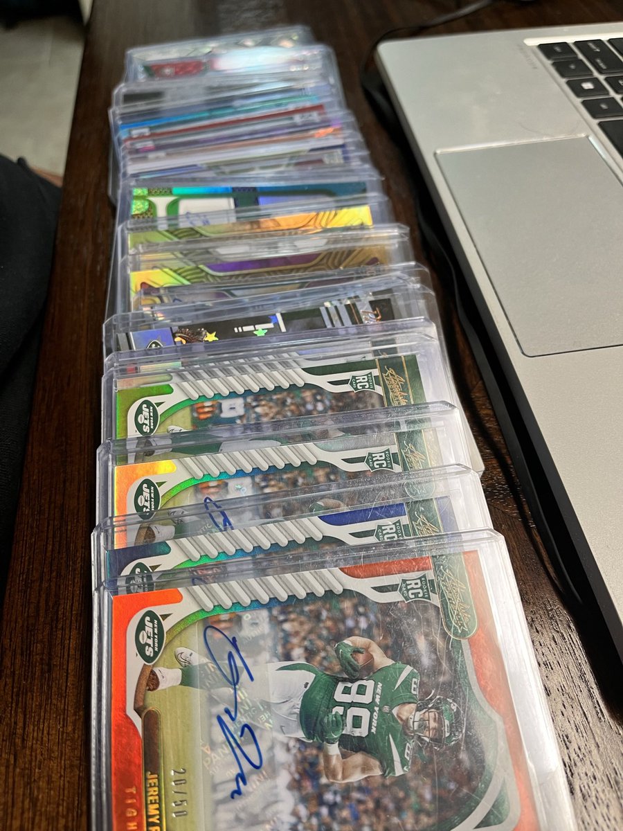 TonyT614's tweet image. Id say my @Jeremy_Ruckert1 collection is pretty solid! Love being able to collect a local - #LongIslander #jets