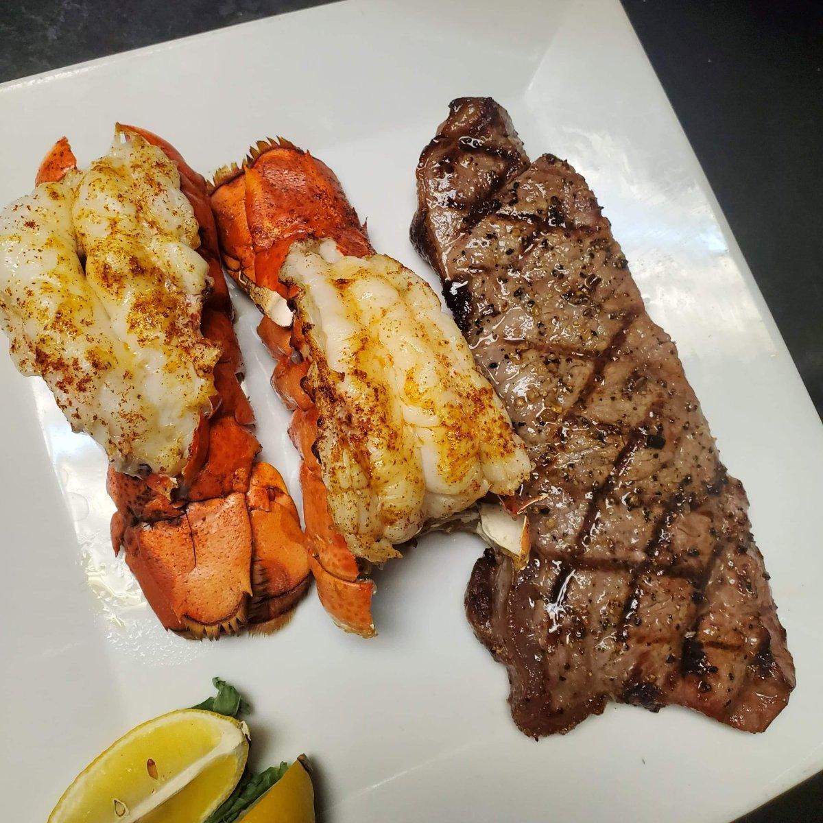CallahansGrill's tweet photo. Have a big appetite? We have the perfect meal for you. Swing by for dinner, and dive into a plate of 10oz New York steak and twin lobster tails. #FrederickFood https://t.co/Fpb6WoYtGE