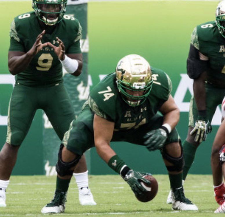 Grock64's tweet photo. Blessed to receive my 1st D1 offer from USF #gobulls🤘🏼@CoachHoodie @CoachGolesh @ChadCreamer21 @USFFootball @USFBulls_Rivals @USFAthletics @larryblustein @PrepRedzoneFL @Dwight_XOS @hsfbscout @LoganTillman @Compete24_ @TopPreps @DexPreps @scoutSMART_ @MohrRecruiting @BLester1993 https://t.co/FX6dqgWwMG