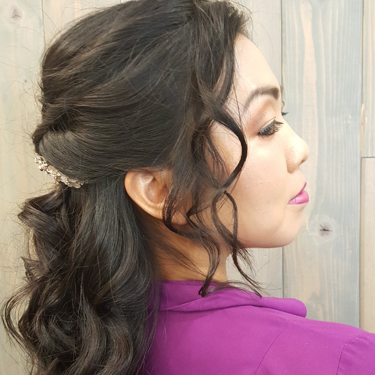 Experience the transformation you've been looking for with our skilled stylists and top-quality products at Salon Surreal.