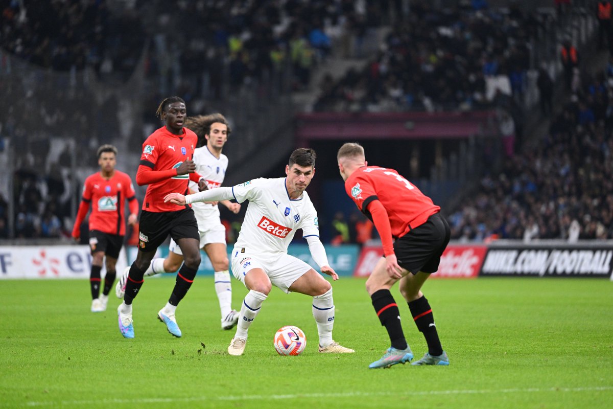 L'Équipe du soir tweet media