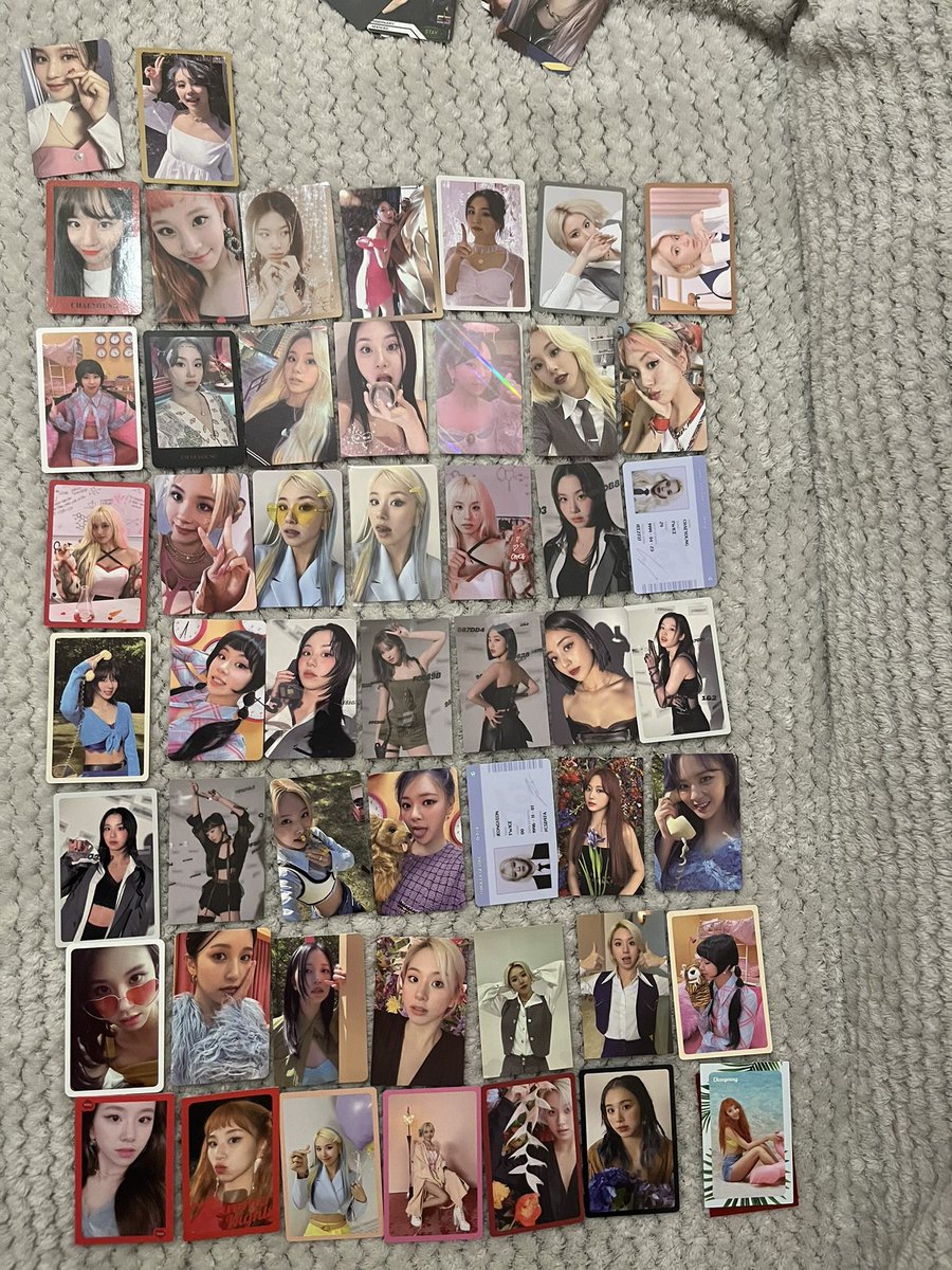har_ojin's tweet photo. sprzedam 
billlie blackpink twice itzy stray kids https://t.co/t8e5xRK8wX