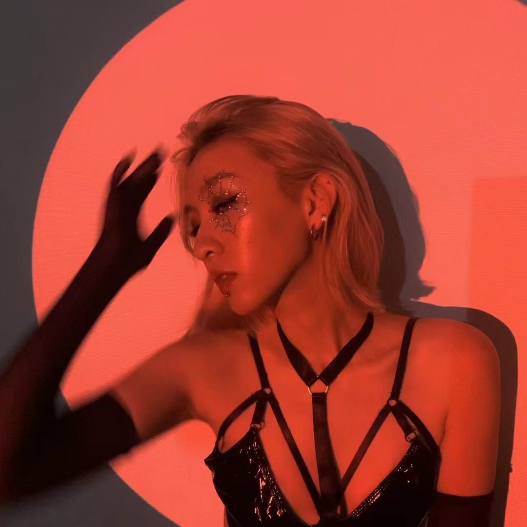 Grinch1996's tweet photo. Red light

#私房 #约拍 #武汉 https://t.co/ZrYnckuzGm