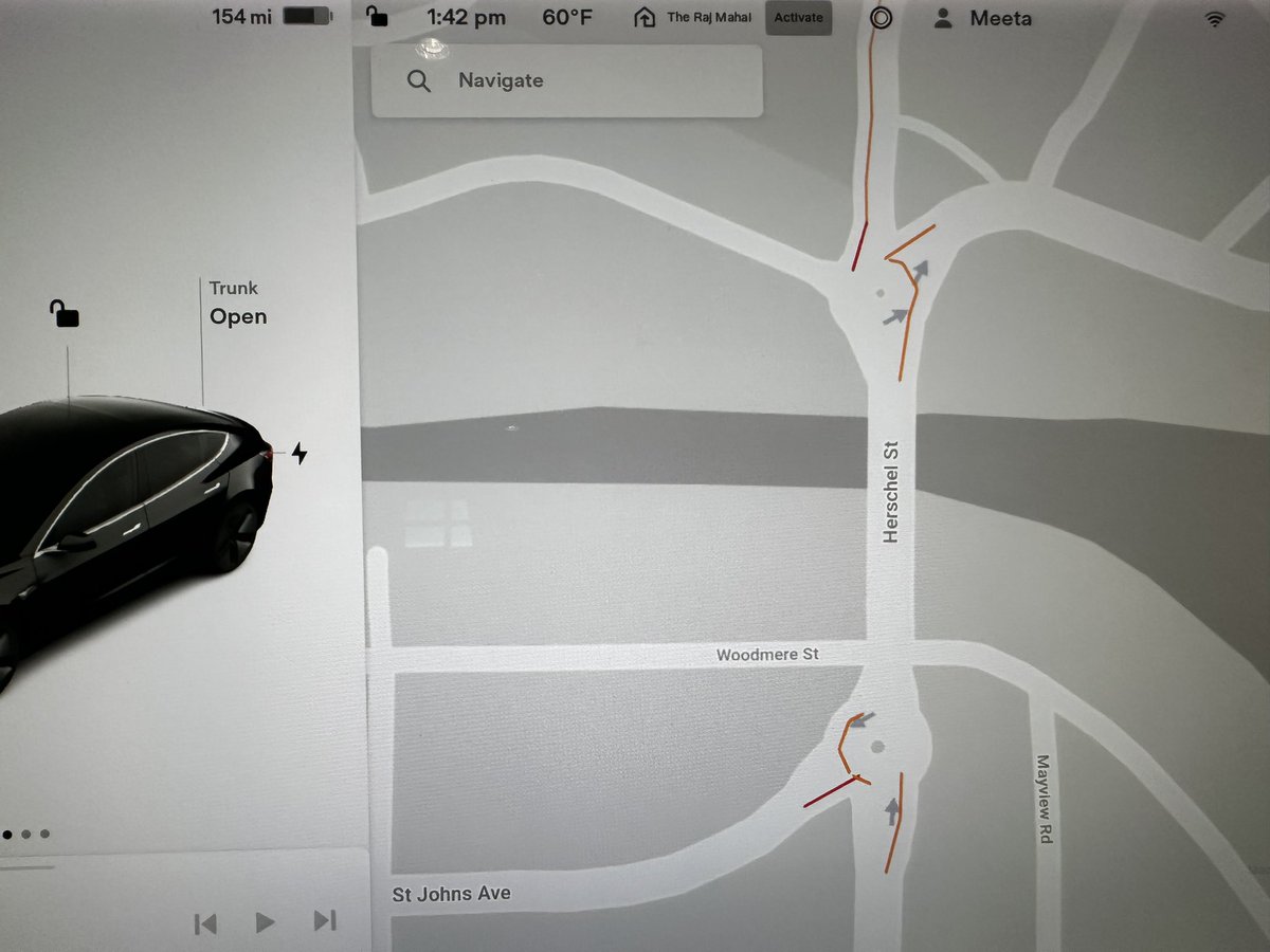A5HRAJ's tweet photo. @chuckcook The map does show those traffic circles if you zoom in https://t.co/2b37g84KXL