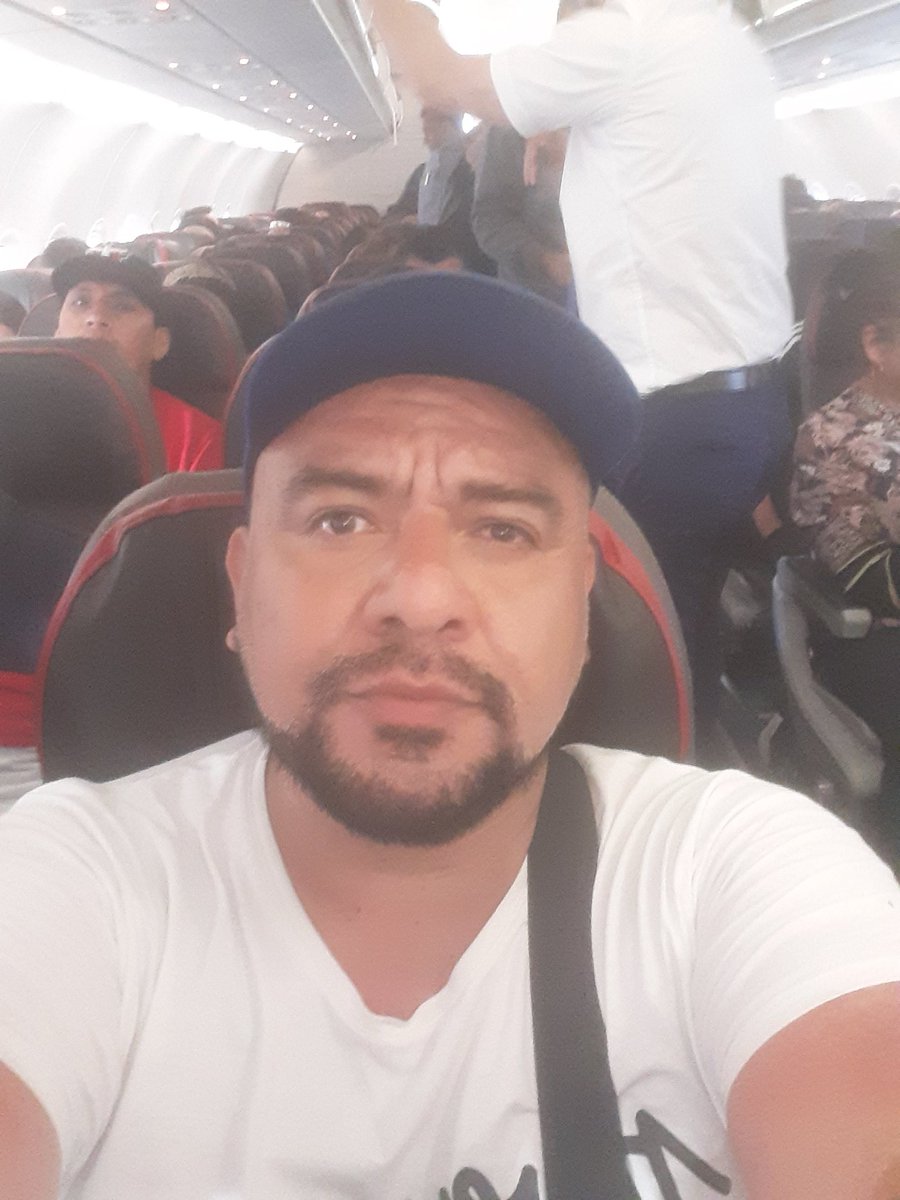 jdelsolar30's tweet photo. Llegando a lima https://t.co/jSgZw5NjI0