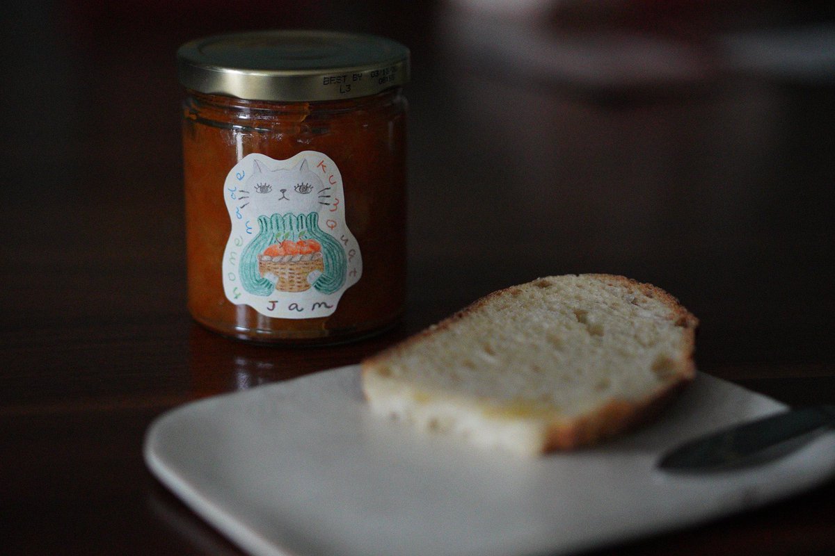ivysnowx's tweet photo. 自製貓貓牌金橘果醬,好吃~
Homemade kumquat jam was so yummy.
#イラスト #ねこジャム #ジャム #ねこ #homemadejam #kumquat #catillustrator #catperson #ivysnow https://t.co/f5W6BoL29l
