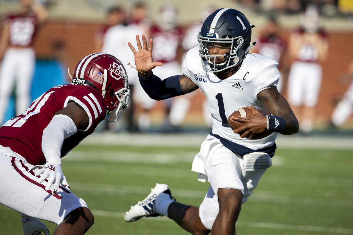 TheMelloJones's tweet photo. BLESSED and THANKFUL to receive my 21st offer from GA Southern !!!! @ChadSimmons_ @adamgorney @SWiltfong247 @Mansell247 @_DwightSmith @n_david88 @scottroberts11 https://t.co/KEoYd33HSL