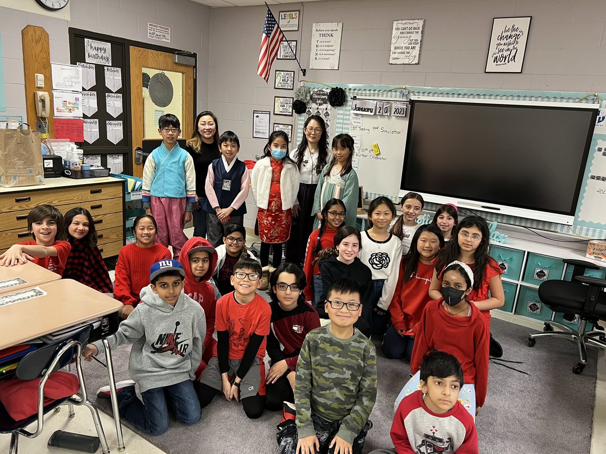 FrudaHenry's tweet photo. Celebrating Lunar New Year with our amazing students and parents!@SearingtownK5 #LunarNewYear2023 https://t.co/VikbddYljq