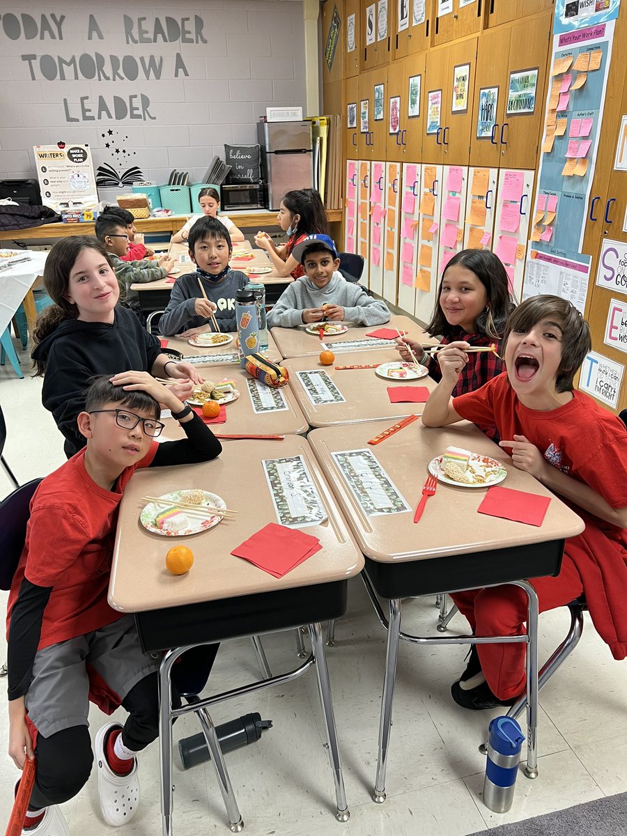 FrudaHenry's tweet photo. Celebrating Lunar New Year with our amazing students and parents!@SearingtownK5 #LunarNewYear2023 https://t.co/VikbddYljq