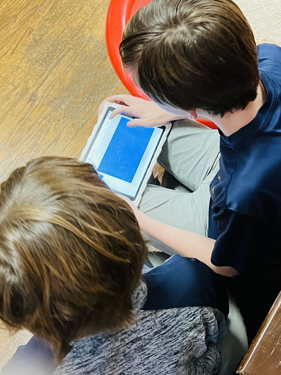 DrKellyHedrick's tweet photo. Today’s Moment of Gratitude: Finding an 8th grader using his STEM Enrichment time to help a 3rd grader put his plan for fixing the swings @TWSowl into TINKERCAD. #LabSchoolModel https://t.co/4mR53zHfKa