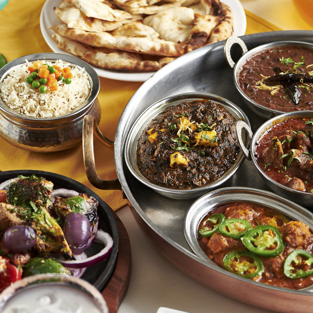 Akbar_LI's tweet photo. This is what (dinner) dreams are made of 🤤 #AkbarLI 

#LIEats #EatingLi #Indian #IndianFood #IndianBuffet #IndianEats #LIFoodies #FoodiesOfLI #516Eats #NassauCountyEats #EastEndTaste #EdibleLI #GardenCity #Curry #Curries #ChickenTikka #ButterChicken https://t.co/7KzJuIkkme