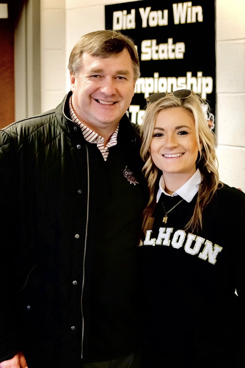 Enjoyed meeting the top dawg on campus today! Calhoun appreciates you stopping by @coachkirbysmart #godawgs #gojackets🐝