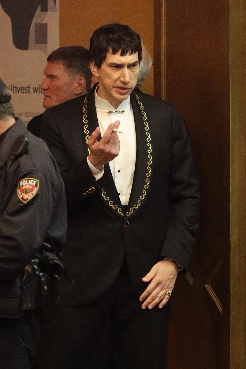 adamdriververse's tweet photo. Adam Driver on the set of Megalopolis, 19 JAN https://t.co/eKjoKhDcnn