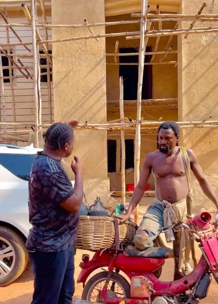 africa-facts-zone-on-twitter-a-37-year-old-nigerian-palm-wine-tapper
