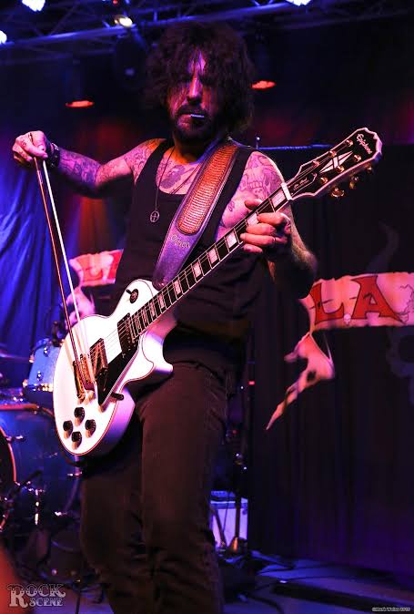 HAPPY BIRTHDAY TO TRACII GUNS BORN JANUARY 20, 1966   