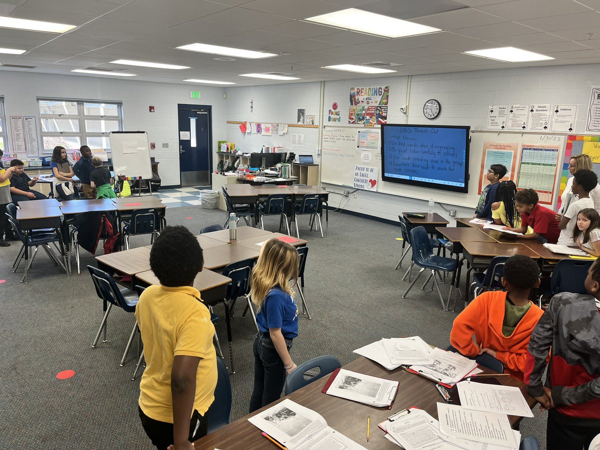 EmilyWilsonMCPS's tweet photo. Mrs. Smith’s 4️⃣th grade class was thrashing it out today with their DBQ.  Ss had to present claims, arguments, and textual evidence to argue what the best reason was for why the Spanish settled St. Augustine.  🧠 #smartypants #criticalthinking #readersareleaders @oakcresteagles https://t.co/lY5W44ixlq