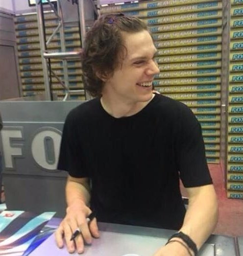 HAPPY BIRTHDAY MY LOVER EVAN PETERS    