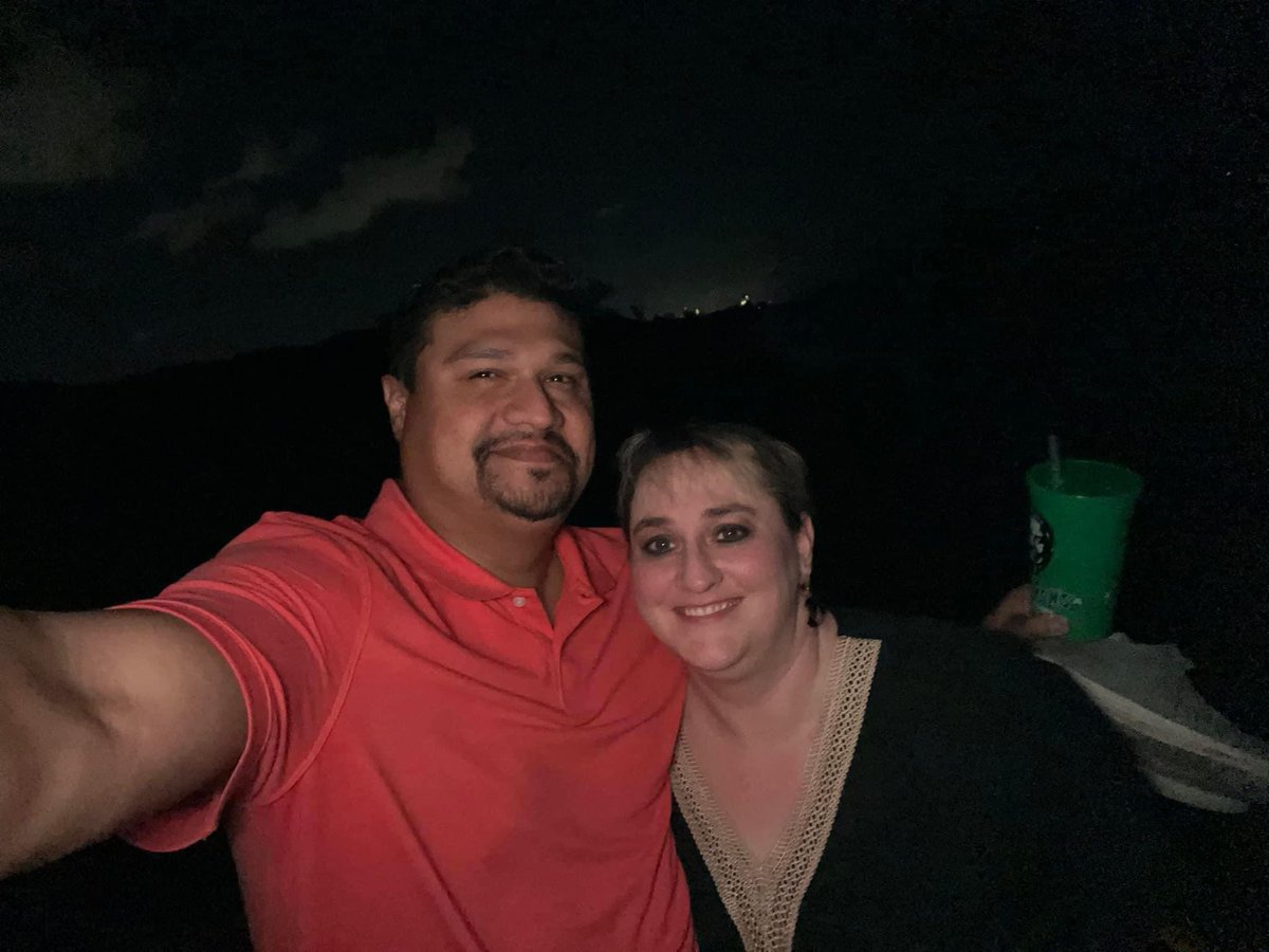 AverageJoeTradr's tweet photo. Thank you #AJTfam for all of your thoughts and prayers regarding the sudden and tragic loss of my brother and sister-in-law this morning. Our family feels every prayer and appreciates all of the support. My family and I will never forget the love we felt from everyone today 🙏🏼❤️ https://t.co/mAQmMGhRsn