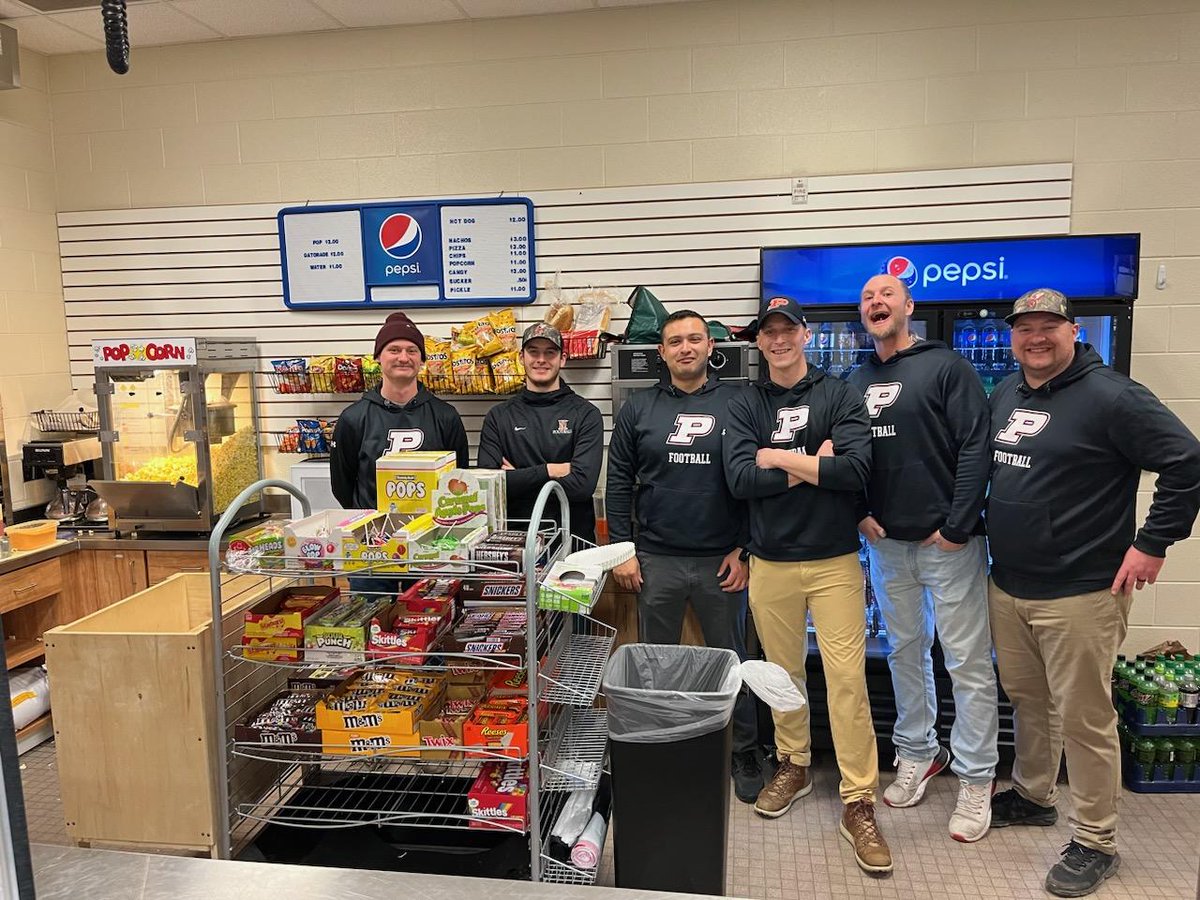 Fremont Packer Football tweet media