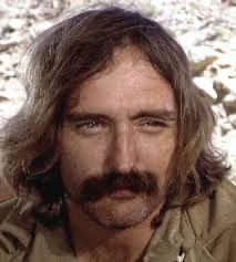 CLASSIC FILM MUSINGS: Surprised that most #DavidCrosby obituaries haven’t mentioned that #DennisHopper based his EASY RIDER character on Crosby 🏍️ 🎸 🎥