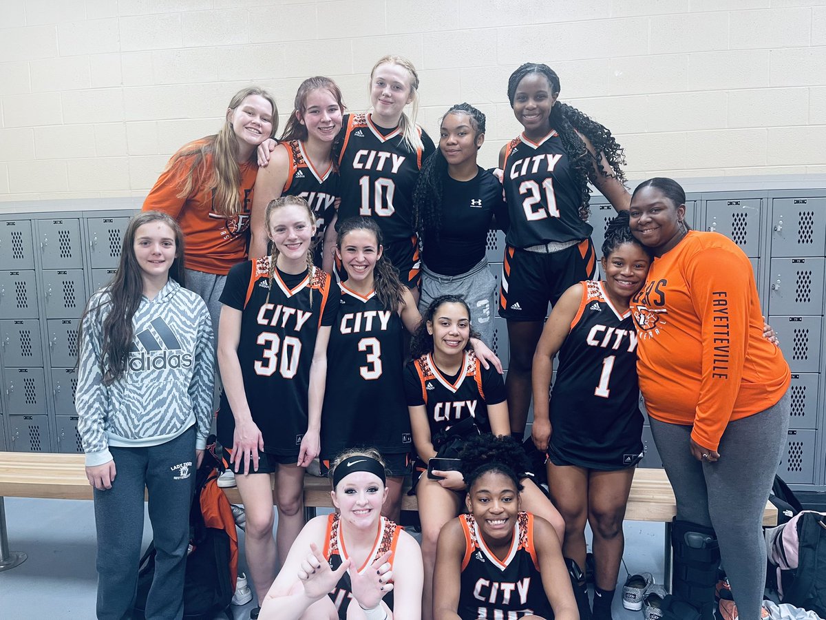 🏀🖤🧡 Fayetteville Lady Tigers pick up a great team win at Cascade tonight. 62-32. All 10 Lady Tigers scored in the game!!!