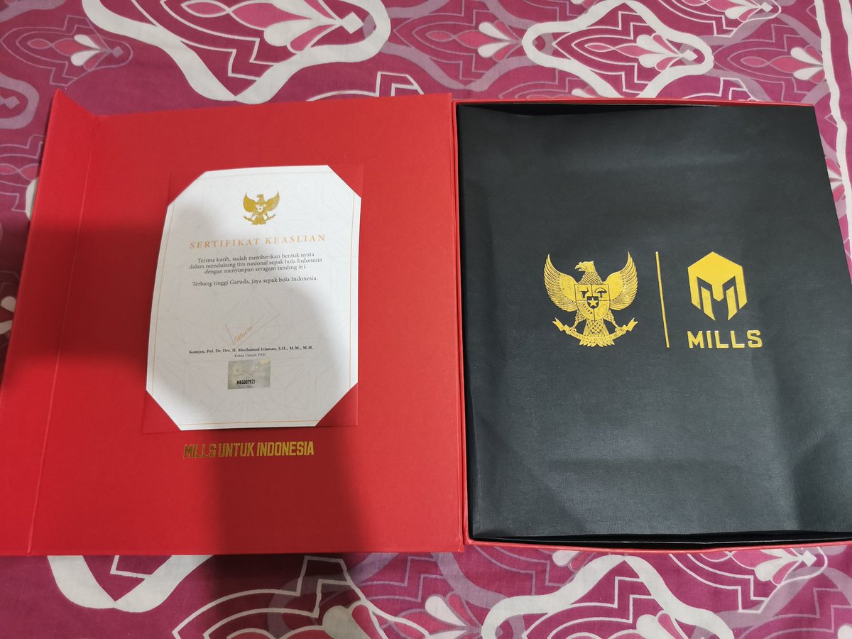 BDhanardono's tweet photo. @Jerseyforum #jersey4sale #917
Indonesia Home 2022 sz XXXL, lebar 60cm, nns 4#Amat Ori Mills. Mint cond, baru 1X pakai di GBK v 🇻🇳(box,sertifikat,tag masih lengkap),800k aja

Tokped ready

Detail https://t.co/UvnpgCJh8M https://t.co/OvKgeZjMwL