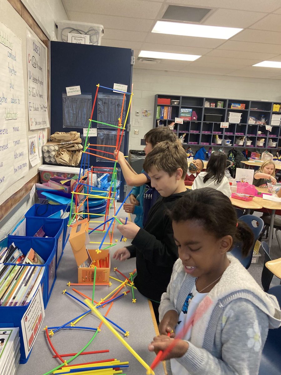 HNESHuskies's tweet photo. It’s awesome to think about all of the future inventors, architects, engineers, designers, entrepreneurs, etc. who are beginning to develop their talents & passions in the Husky House! #thefutureisinourschool #everydaymatters 💙🐾 #childrensengineering https://t.co/KAVmoZXCGt