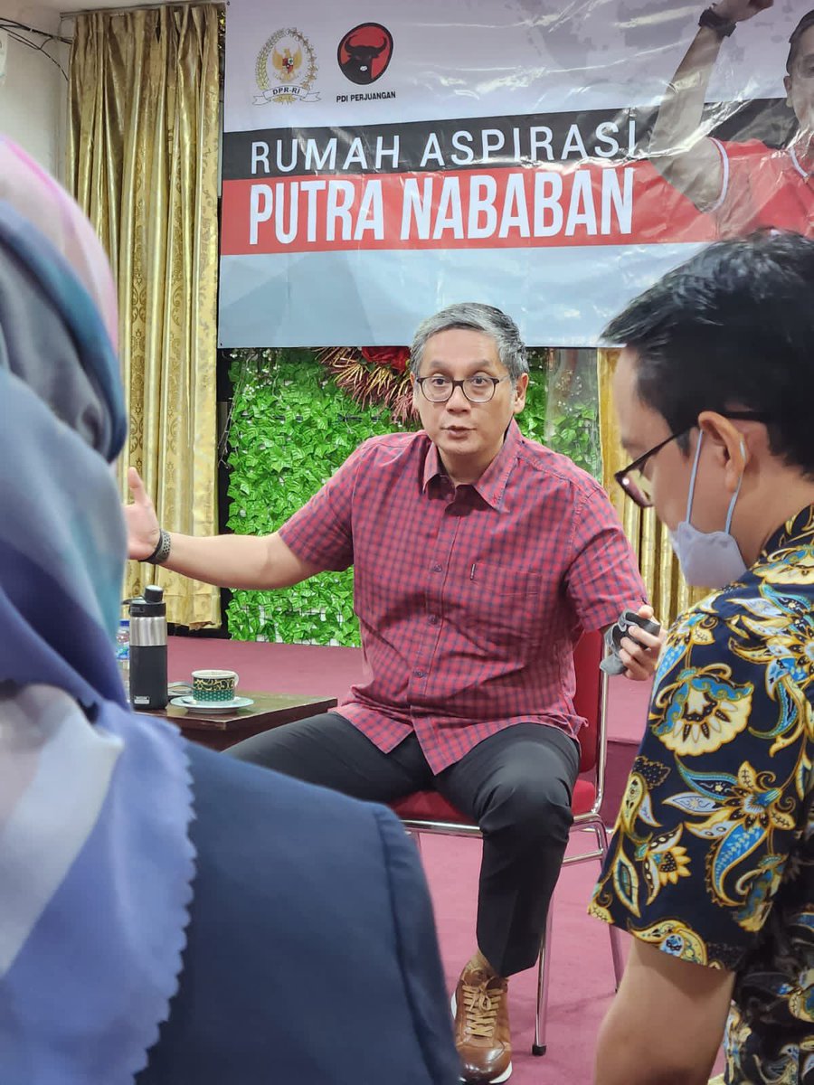 PutraNababan's tweet photo. Rumah Aspirasi wadah kita menerima aspirasi rakyat. https://t.co/nKTxv78VZv