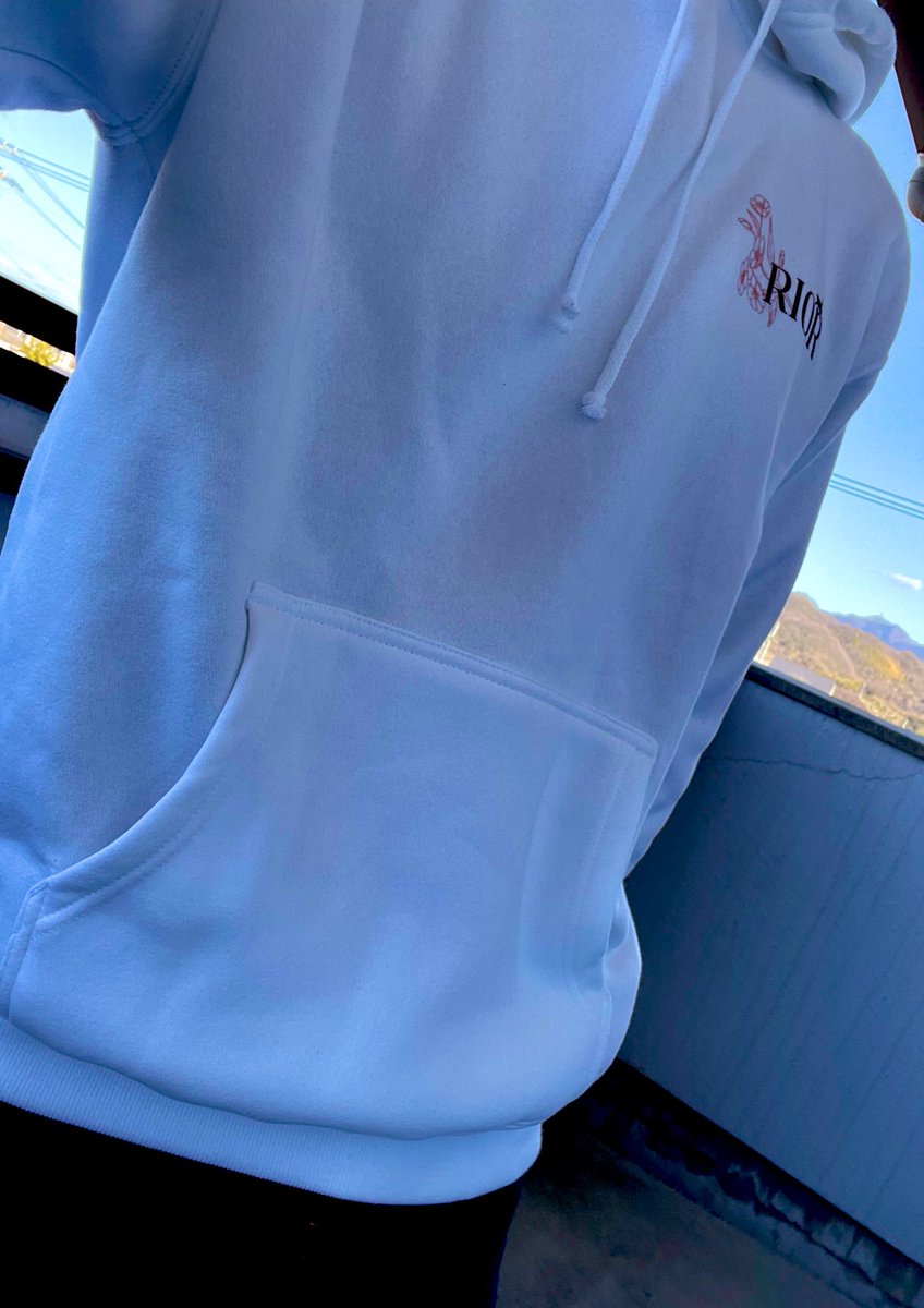 inari_315's tweet photo. 汚さないか怖いwww
でも、、、
かわえぇぇえ🥰

さて、Riorで歯医者いてきま🦷🌸
 #Rior https://t.co/RnpbqNwz3z