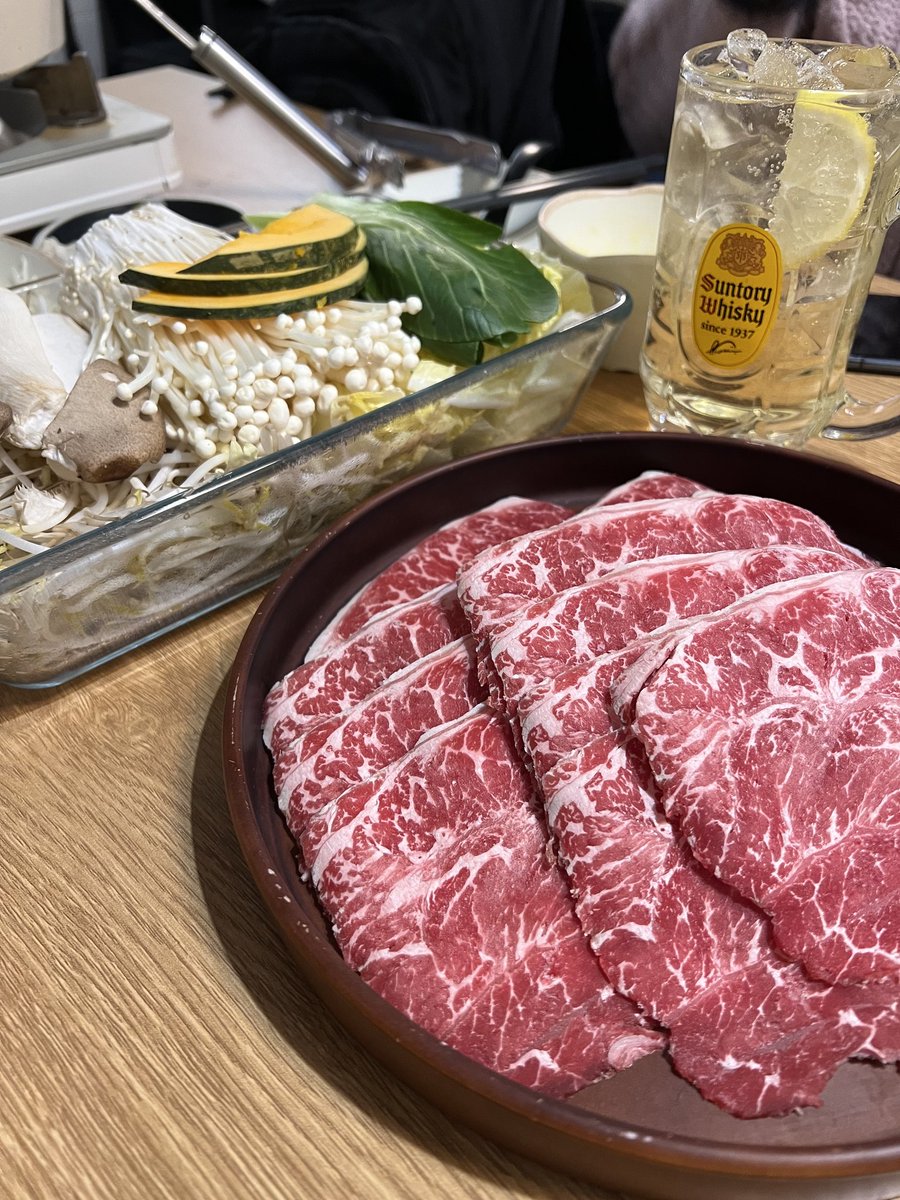 samoyed__0423's tweet photo. 📍을지로 아게루

스끼야끼+수란간장우동 맛있어용! 강추❤️ 하이볼은.. 갠적으로 별로!

#제노의_맛그당어 https://t.co/d04b2vXMzi