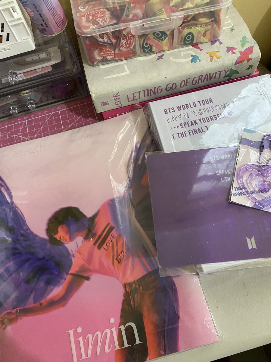 thv_bangtanO7's tweet photo. :¨·.·¨:
`·. #maecymails
💌from: @KpopcornerPH21
#KCORNERPH_FEEDBACKS 🎀
— Thank you so much for packing it well and luv the freebies😘 https://t.co/5njZpJXPUj