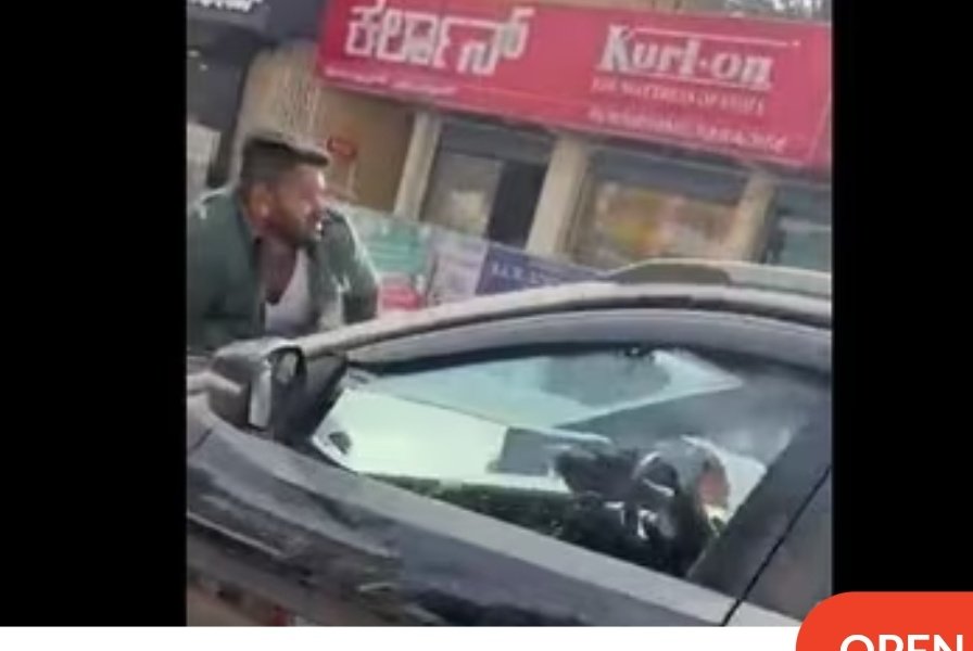 Caught on camera: Woman drives 1 km with a MAN on bonnet in Bengaluru after clash.

Sharing screen shot of viral video??
#MaleLivesMatter #MenRHumanToo