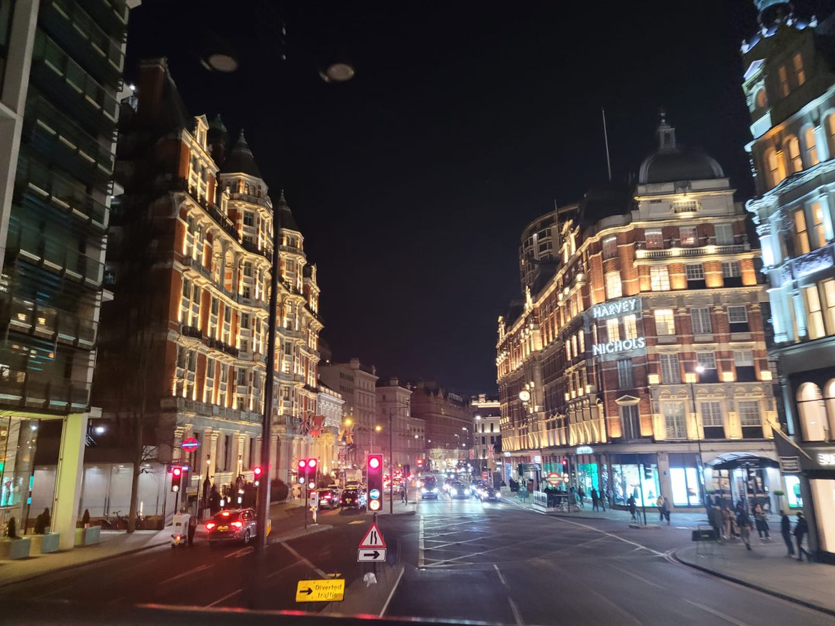 #LondonByNight #London Cillian and Mum had a great afternoon and evening in London. Out for a meal, trip on the tube then the London by night bus tour.