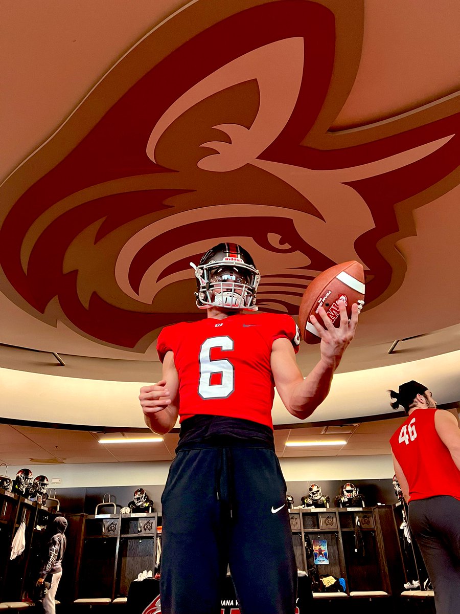 PeteCrossin's tweet photo. Thankful to receive an offer from Indiana Wesleyan University! @Coach__AT @CoachBeyerIWU @IndianaPreps https://t.co/abRiiFnF4e