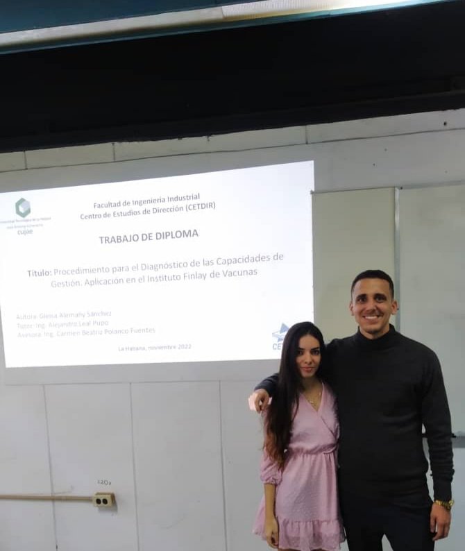 alejandle's tweet photo. A partir del 18 de enero de 2023 puede considerarse ingeniera industrial mi diplomante Gleisa Alemañy Sanchez . Obtuvo una nota de 5 puntos excelente 
#CETDIR #CUJAE #gestión  #procedimiento https://t.co/xbG5EgnQ8d