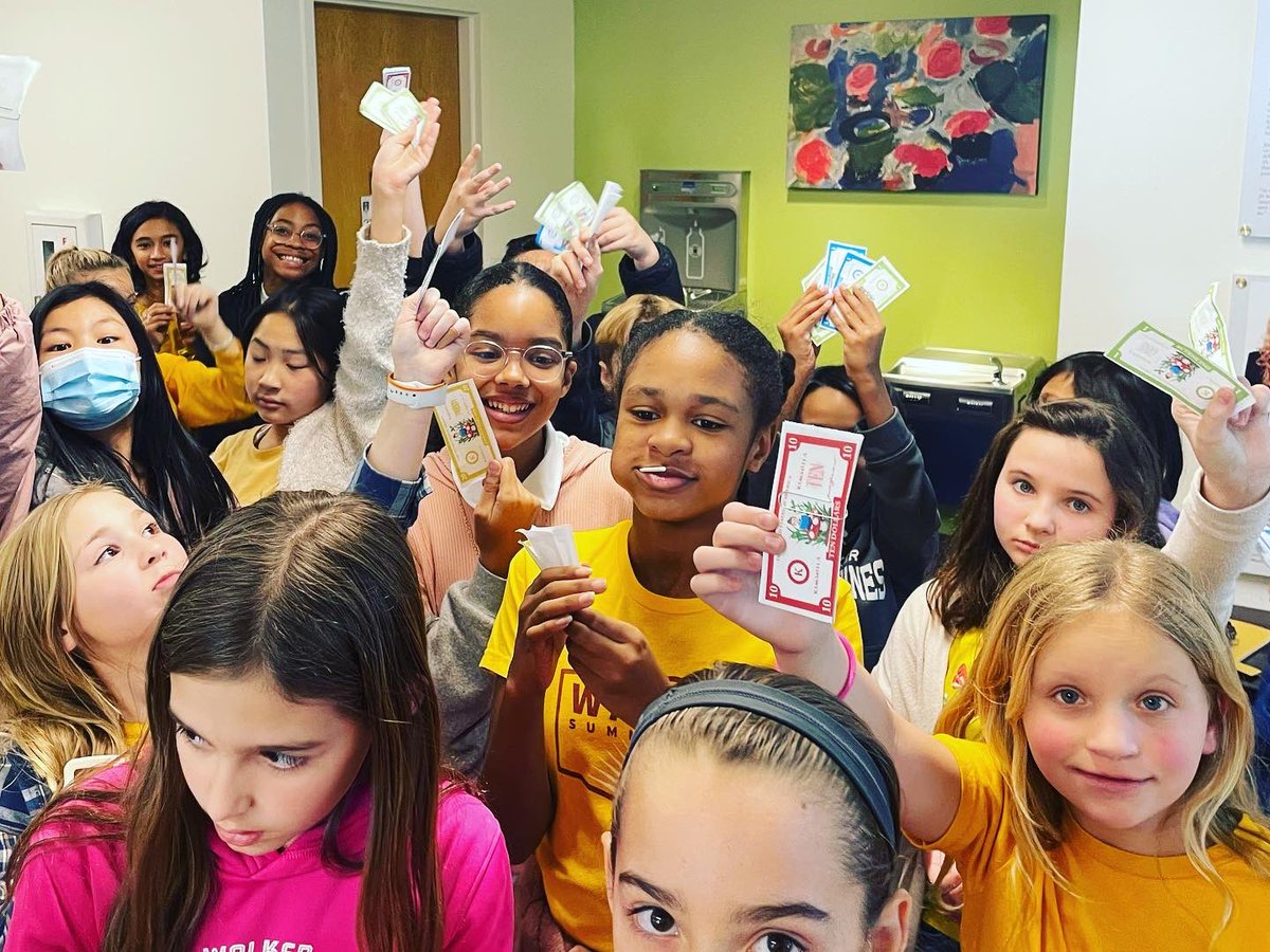 MrsCarterReads's tweet photo. Today in our not-quiet-at-all library, the fifth graders purchased goodies using “Carter Cash” earned by writing a descriptive paragraph. More complexity = more cash! The biggest payout went to a $70 paragraph…a new Walker record! #onewalker https://t.co/bBPPfb2QkK