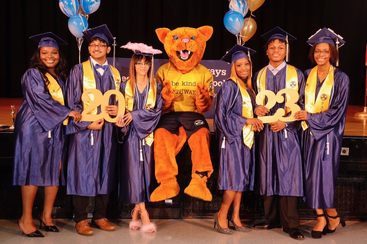 PCPSTRAILBLAZER's tweet photo. “Today is one of MANY victories you all will experience in life” -@Dr_JVanEss
We are beyond proud of our January graduating class of 2023.
@SylvanHaseley @LeroyComrie @davis_fia
#SensationalSix #Graduation #Excellence #PathwaysProud #Graduation #EarlyGraduate https://t.co/JSre1RkP8k