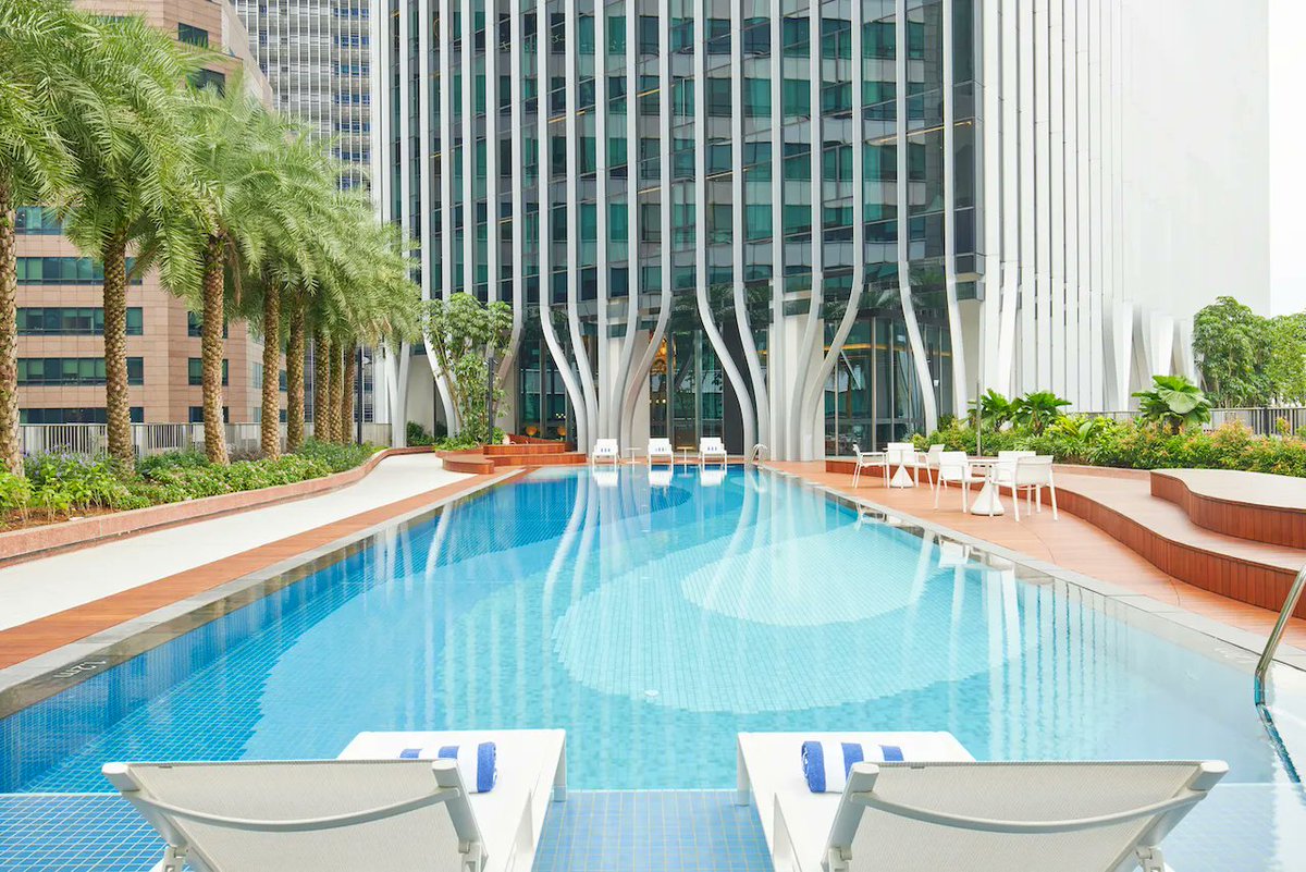 Perfect for pre-cruise forays, #CitadinesRafflesPlaceSingapore opens in the heart of the #LionCity, delivering modern accommodation and the brand’s signature experiences. buff.ly/3wh3jIE @Citadines24 #singapore #singaporehotel #asia #cruising #singaporecruise