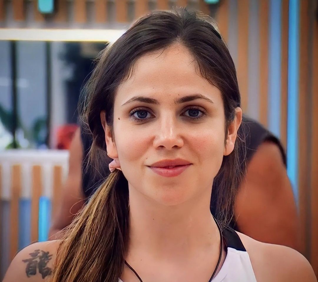 agusferreyra_ok's tweet photo. Aguante Romina y viva Perón, caretas! #LAM 

#GranHermano #GH2022 #GH22 https://t.co/2ctPK14wQv