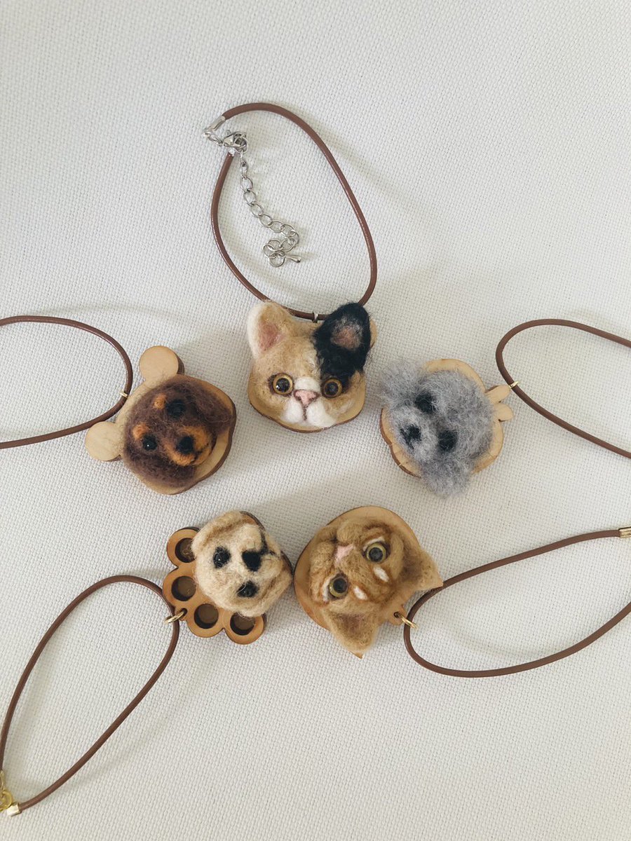 ranneedlefelt's tweet photo. 寒いですが、お天気で良かったです！
本日はよろしくお願いいたします♪

イベント限定アイテムのキーホルダー
お迎えお待ちしてます(*'-'*)

#羊毛フェルト
#hmj2023 
#hmj_fes 
#ハンドメイドジャパンフェス https://t.co/M8kgYyCdGA