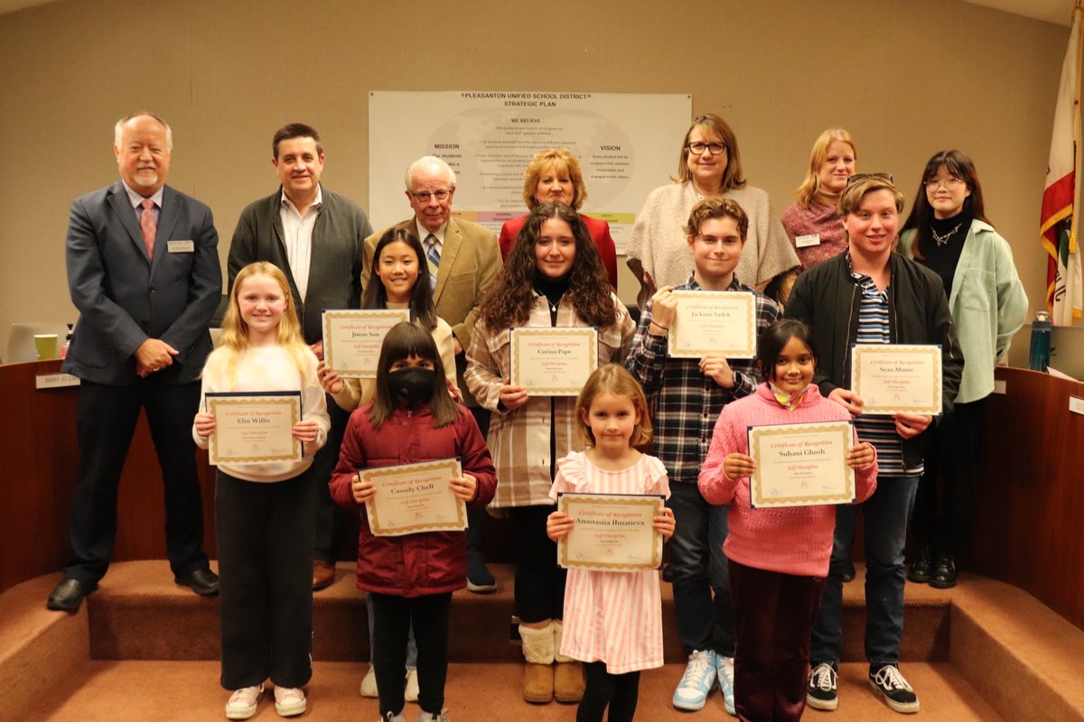 PleasantonUSD's tweet image. Congratulations to our #PUSDedu students who were recognized for exemplifying the Community of Character trait of self-discipline during our Jan. 19 Board Meeting!
